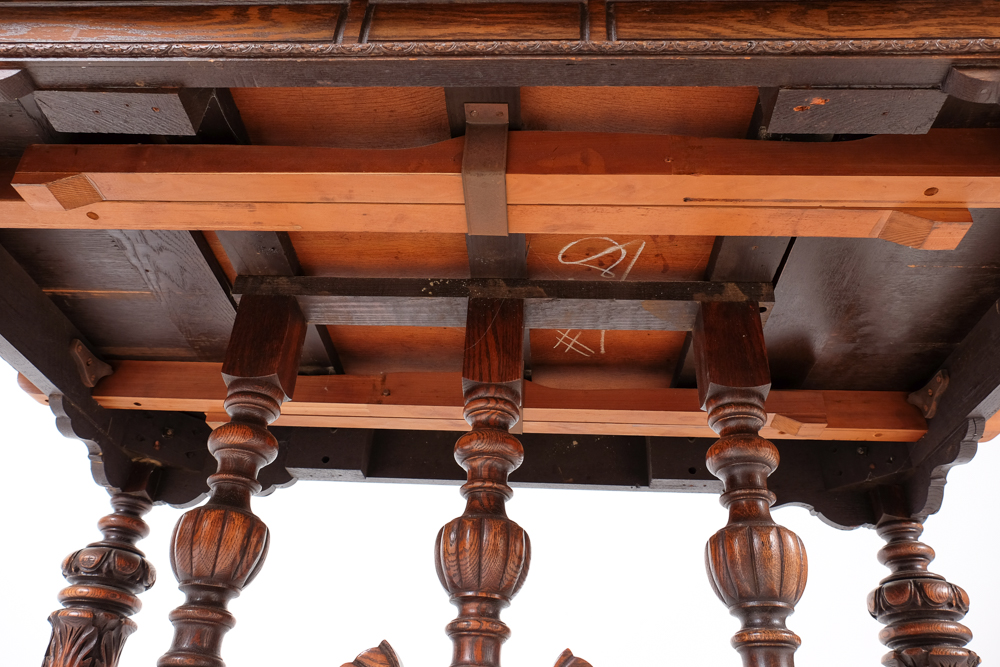 1920s Bernhardt Dining Table and Six Chairs