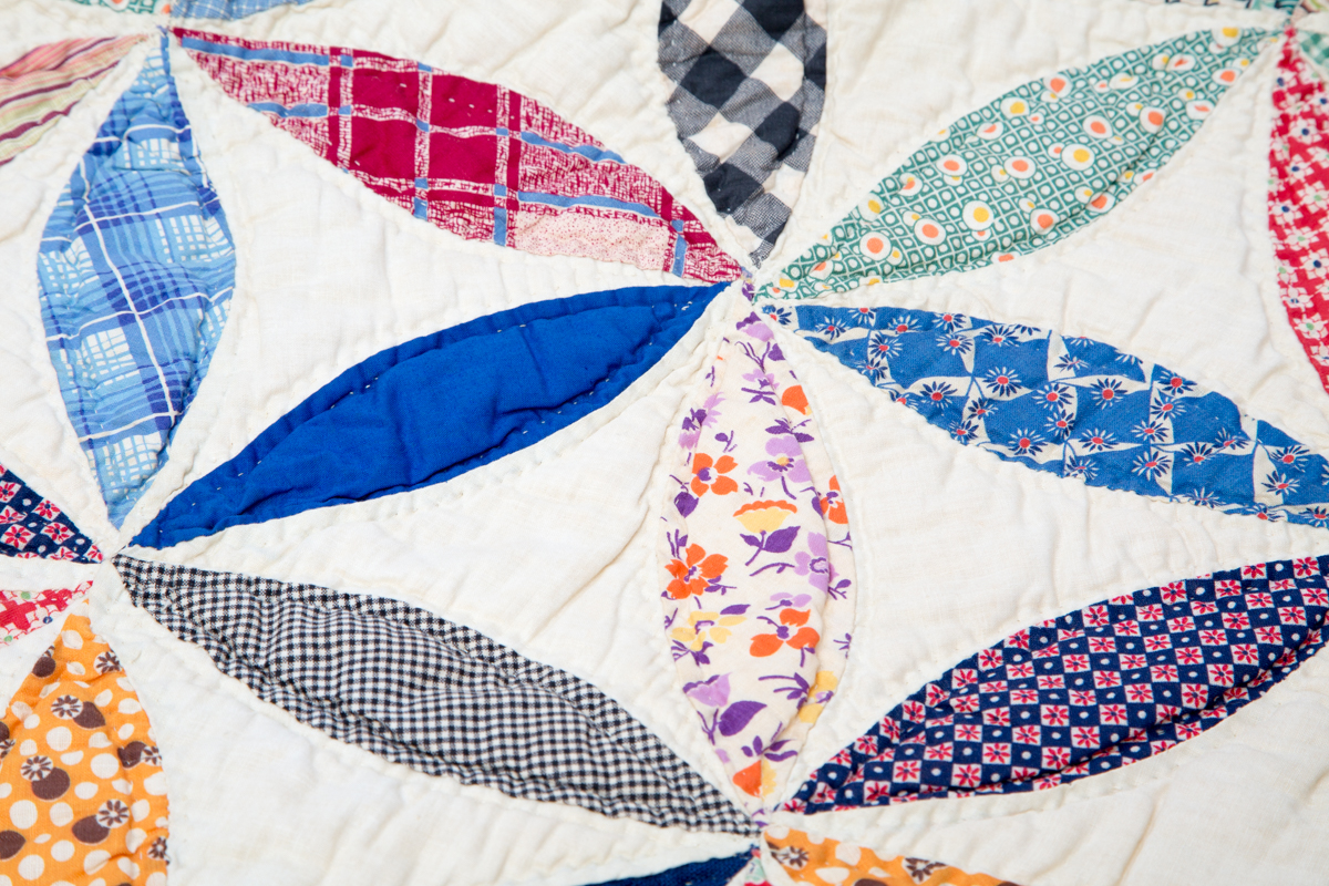 Full Size Floral Patchwork Quilt