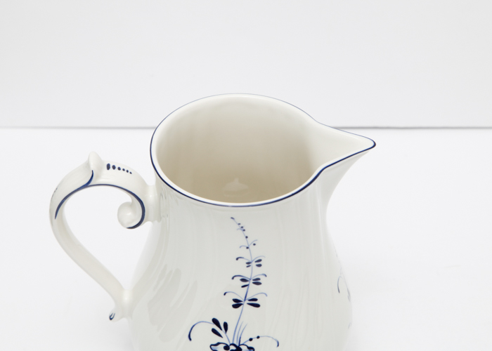 Villeroy & Boch "Vieux Luxembourg" Dinner and Serving Set