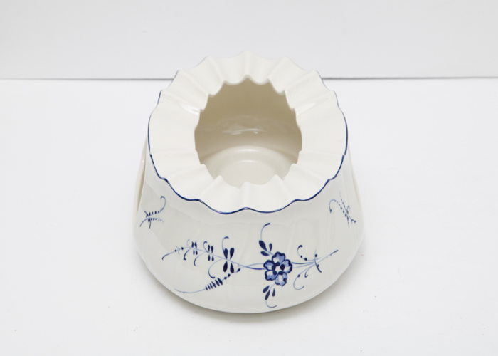 Villeroy & Boch "Vieux Luxembourg" Dinner and Serving Set