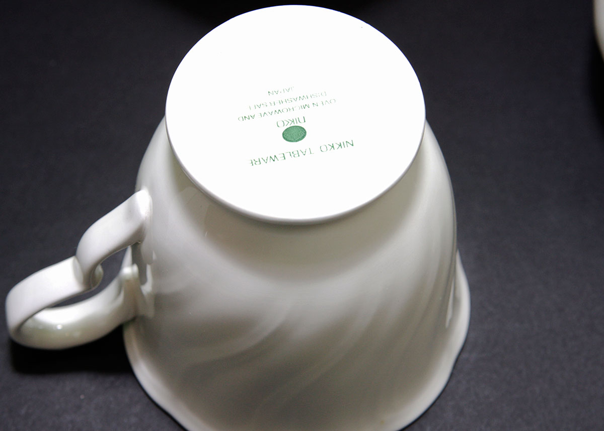 21 Piece Nikko Dishes