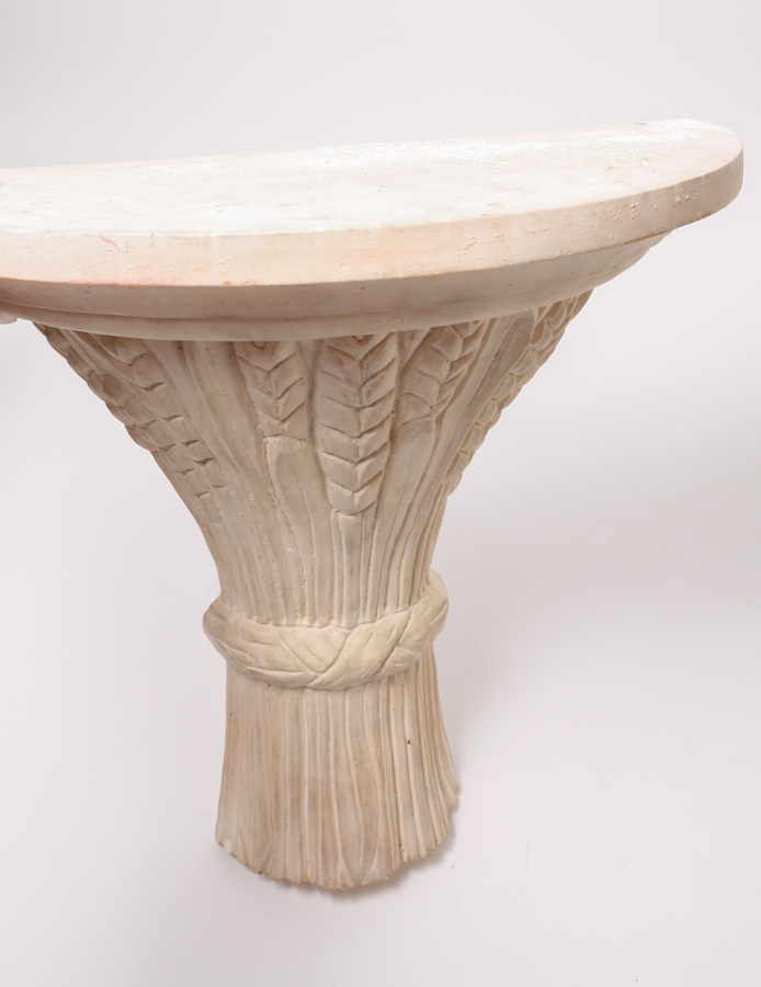 Antique-Inspired Decorative Objects