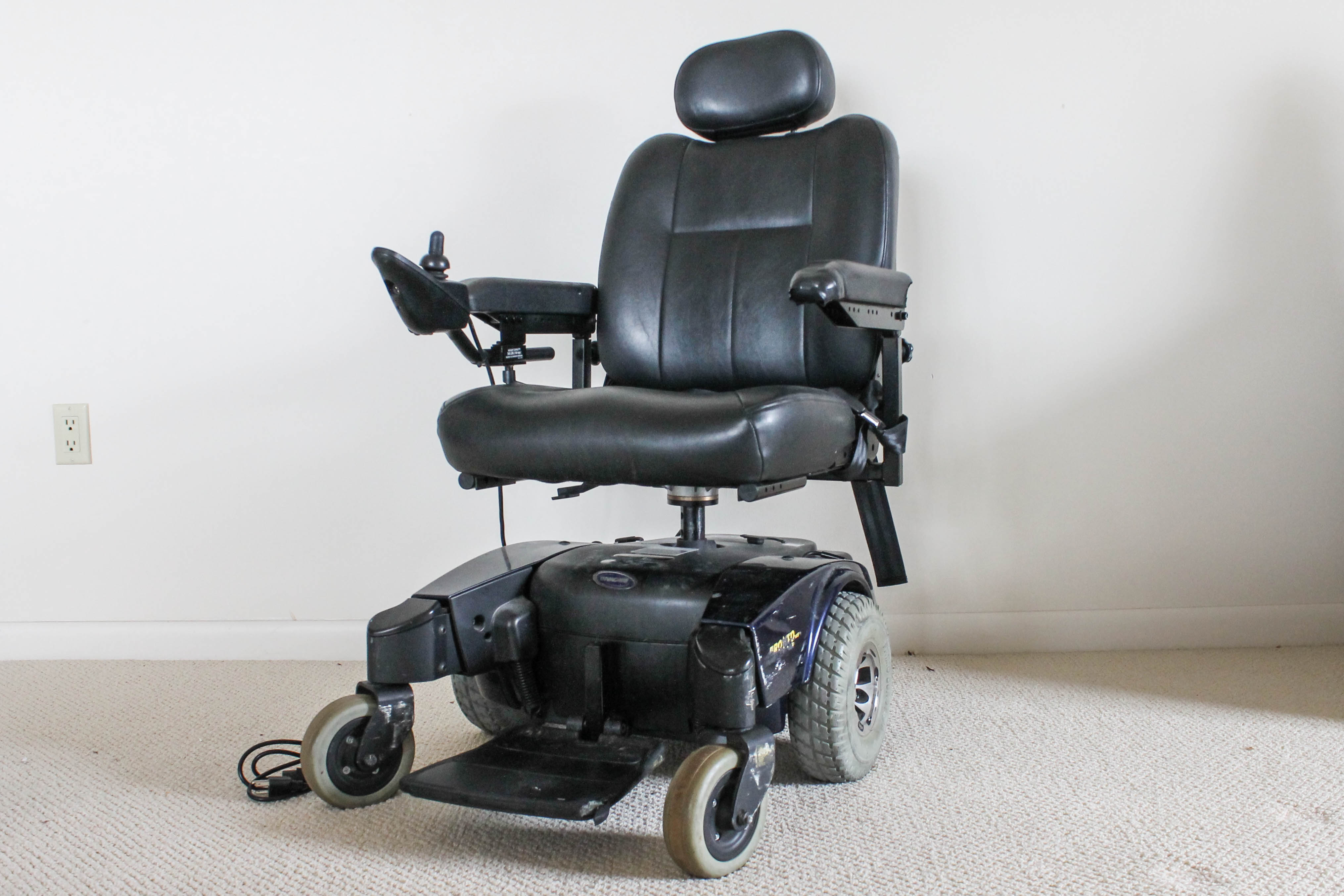 Invacare Pronto M51 Electric Wheelchair