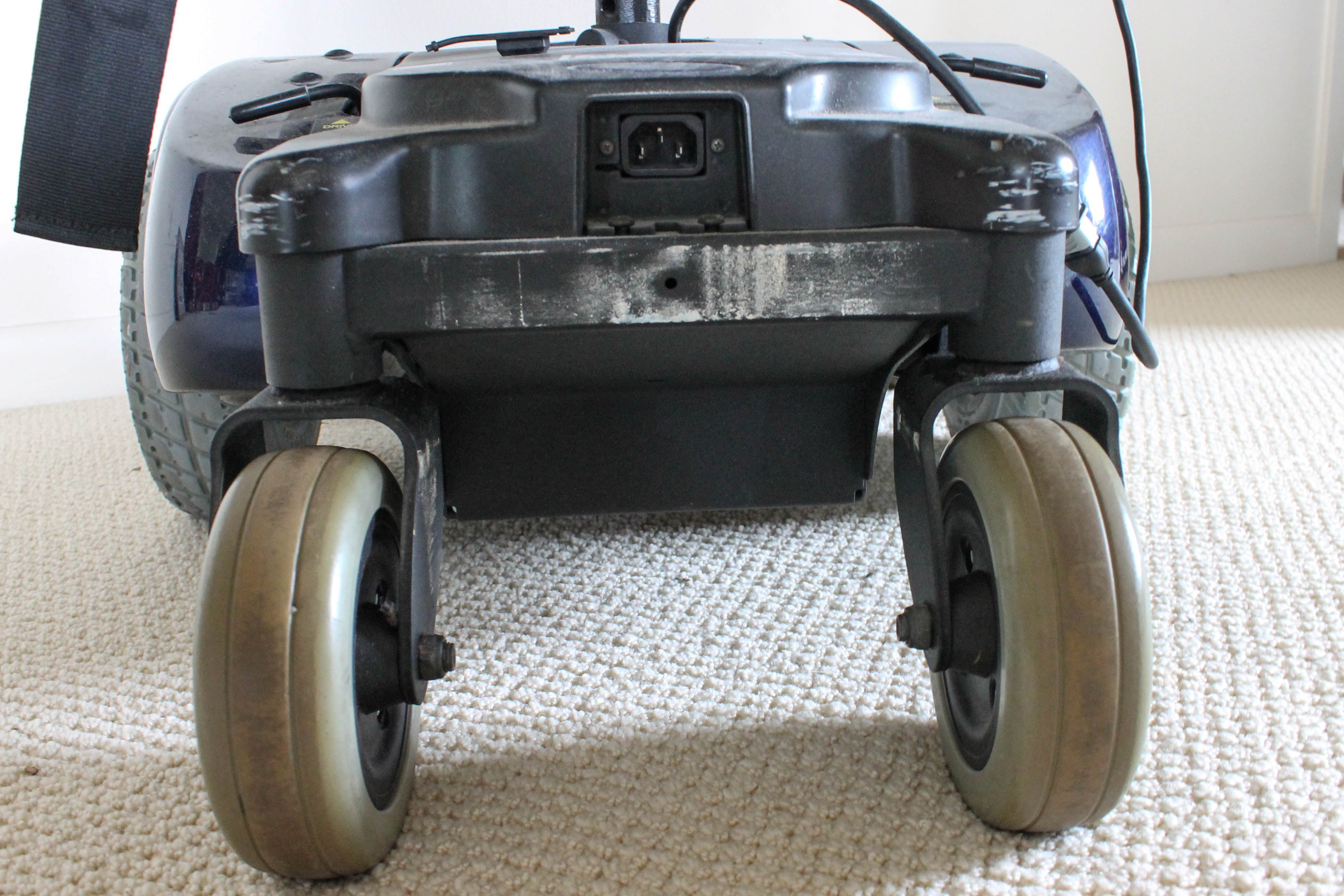 Invacare Pronto M51 Electric Wheelchair