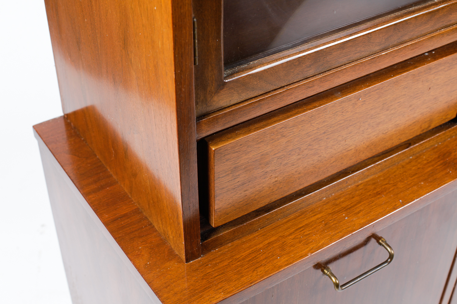 American of Martinsville Bubble Glass China Cabinet