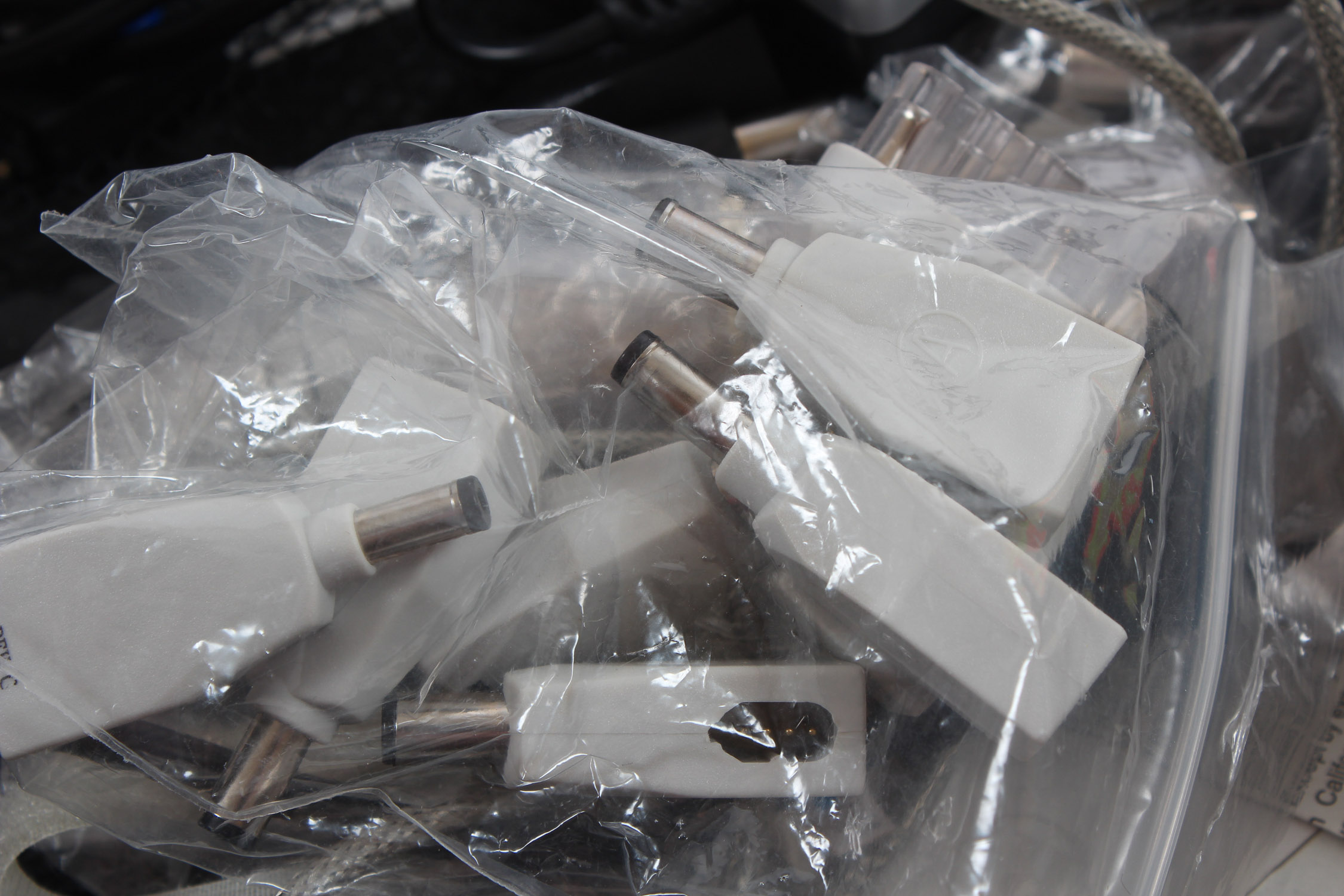 iGo Juice 70 Combination Power Adapter