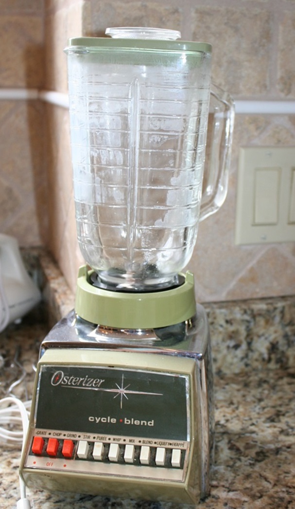 Vintage Osterizer Blender and a Cuisinart Hand Mixer