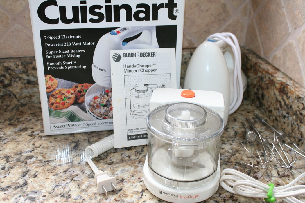 Vintage Osterizer Blender and a Cuisinart Hand Mixer