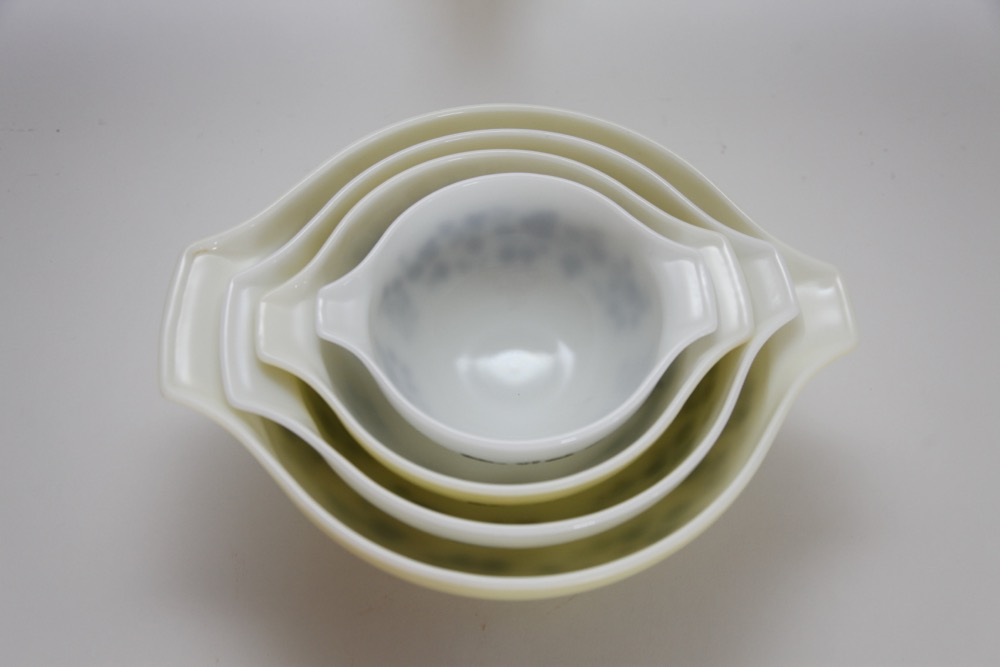 Pyrex Gooseberry Yellow "Cinderella" Mixing Bowls