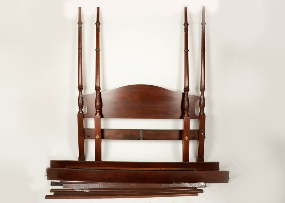 Wellington Hall Queen Size Bed