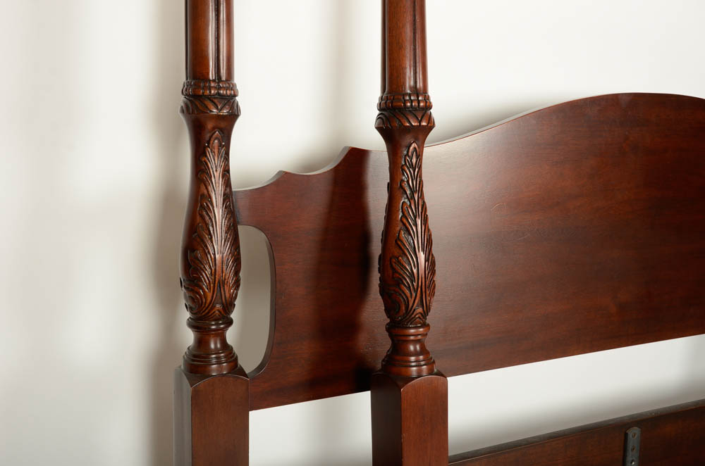 Wellington Hall Queen Size Bed