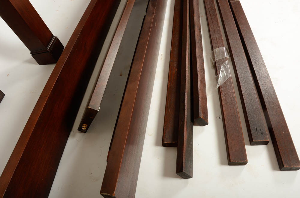 Wellington Hall Queen Size Bed