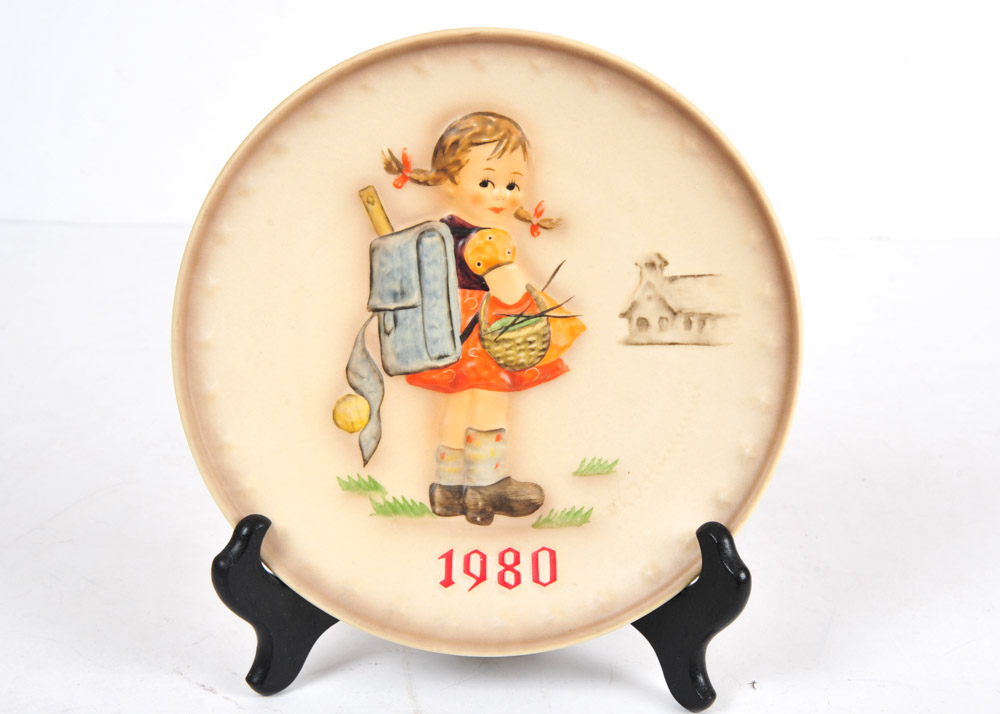 1980 Vintage Annual M.I. Hummel Plate