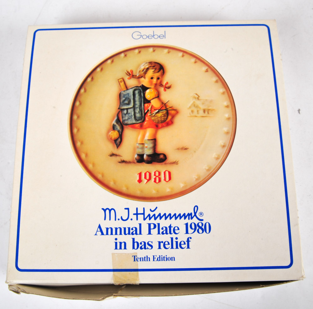 1980 Vintage Annual M.I. Hummel Plate