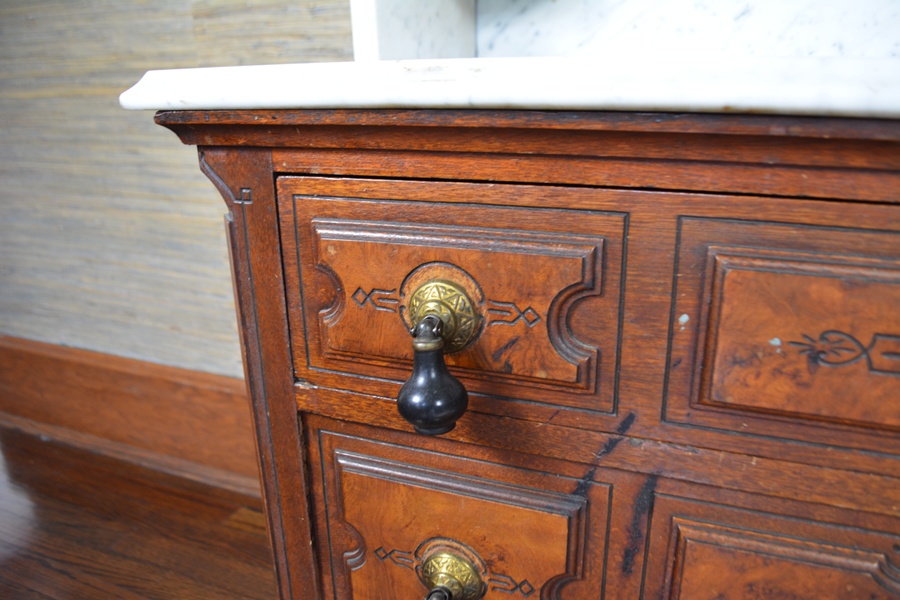 Late 1800s Victorian Marble Wash Stand
