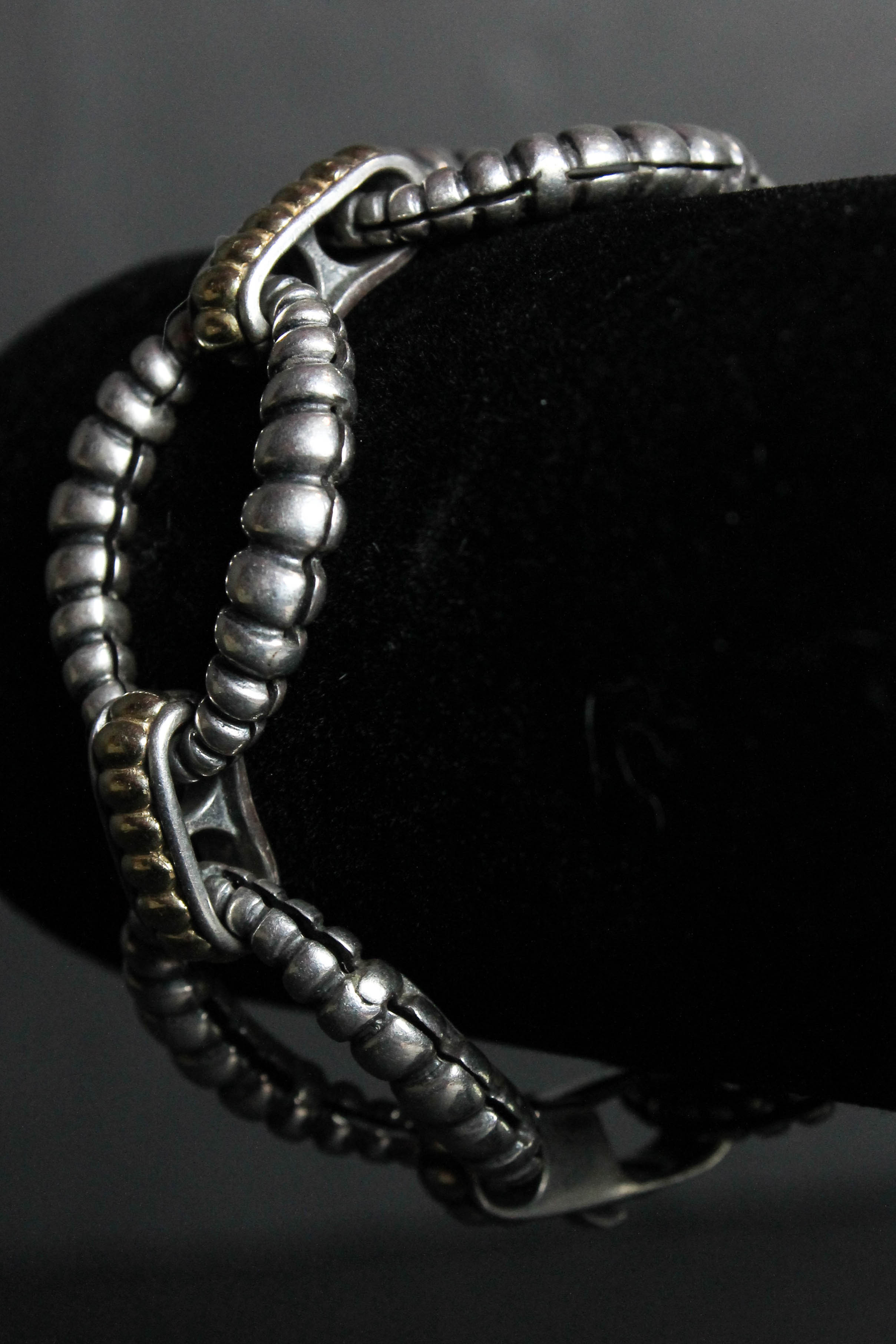 Lagos Caviar Oval Link Bracelet