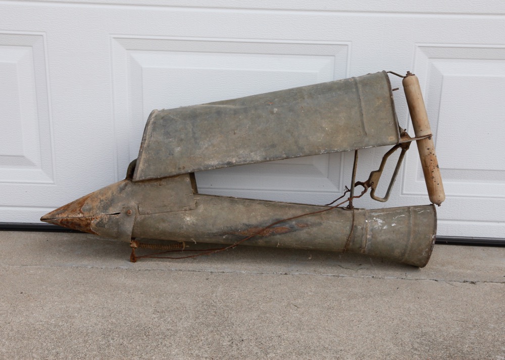 Antique Hand Tobacco Setter