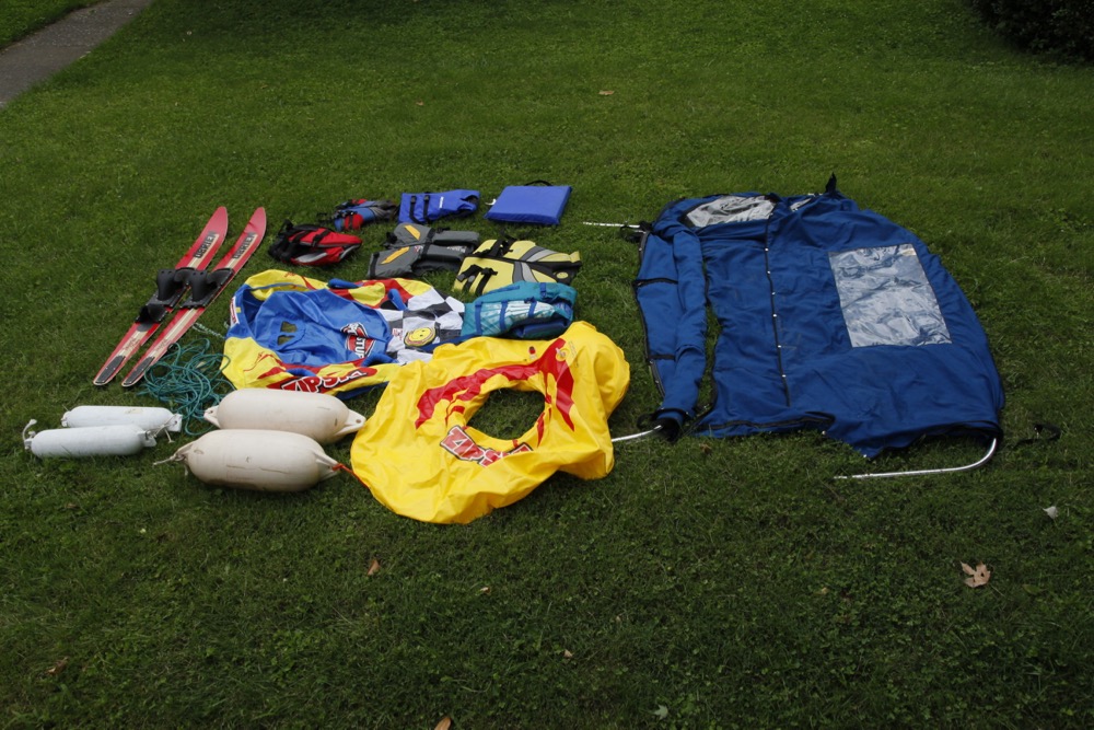 1987 Sea-Ray Sorrento S24 Cuddy Cabin