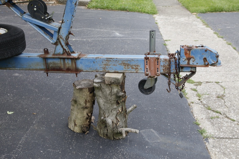 1987 Sea-Ray Sorrento S24 Cuddy Cabin