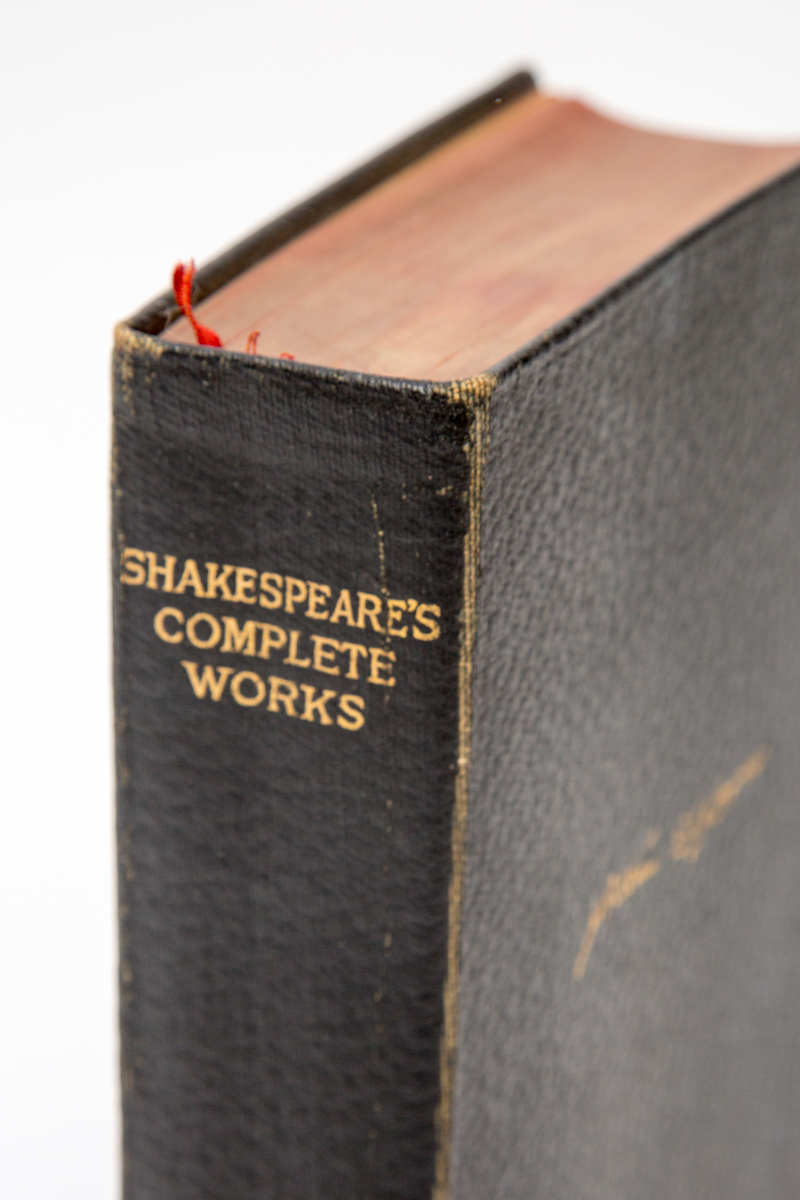 1908 Shakespeare's Complete Works