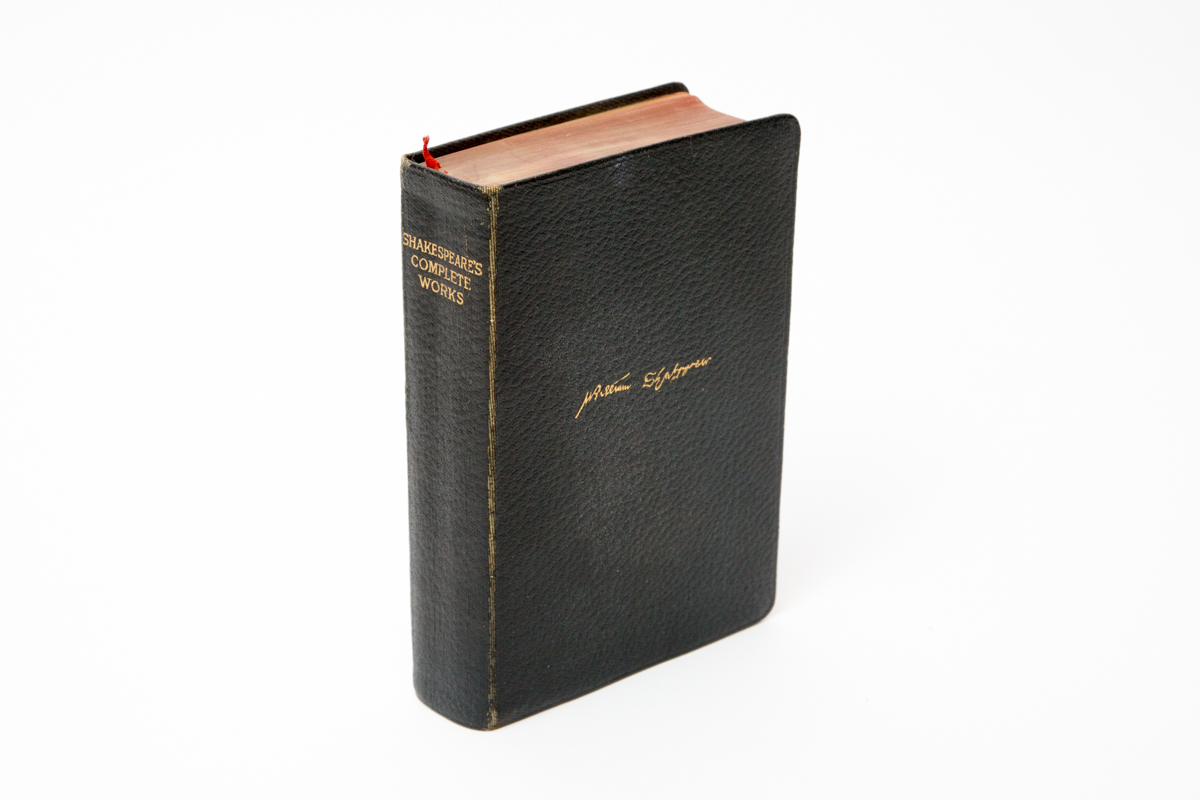 1908 Shakespeare's Complete Works