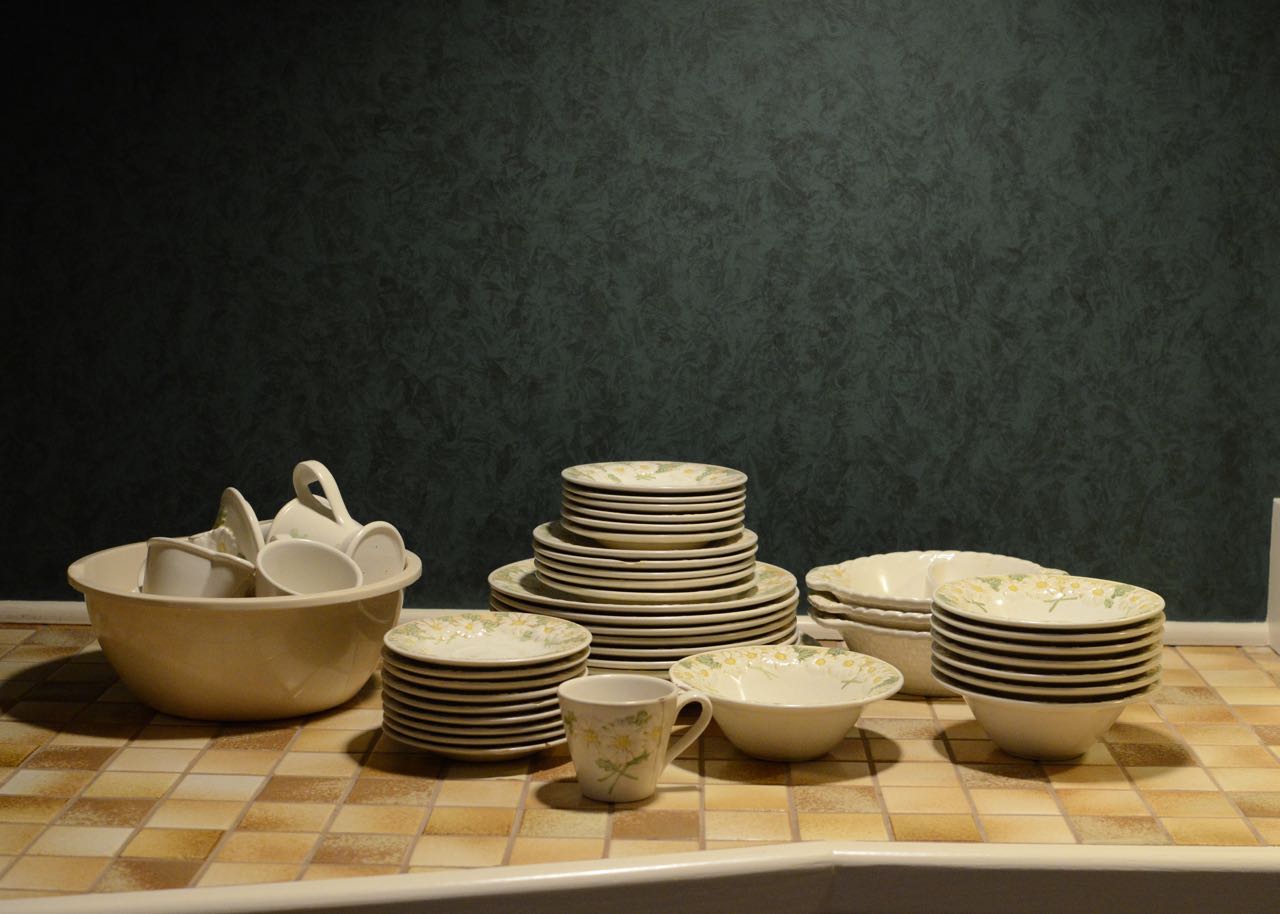 Vintage Metlox California "Poppy Trail" Dinnerware