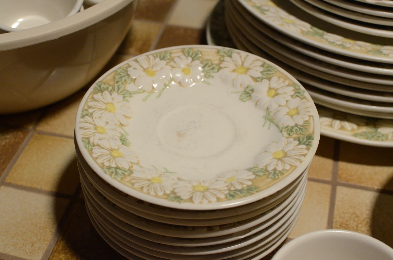 Vintage Metlox California "Poppy Trail" Dinnerware