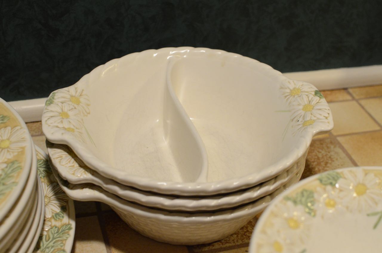 Vintage Metlox California "Poppy Trail" Dinnerware
