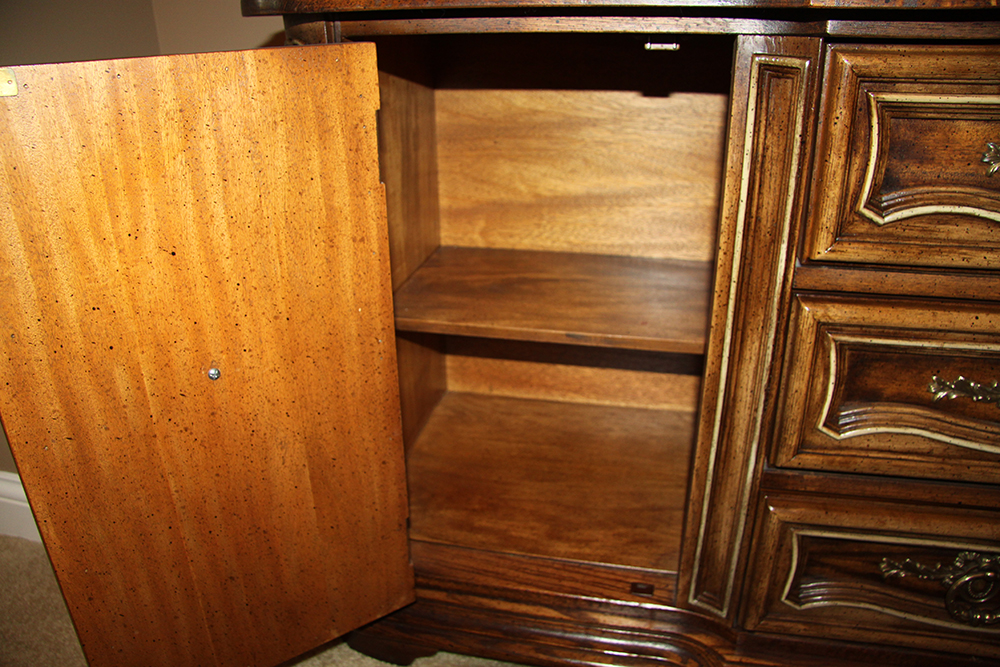Stanley Furniture Co. Buffet Hutch