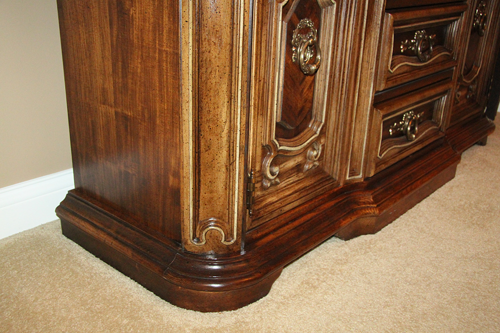 Stanley Furniture Co. Buffet Hutch