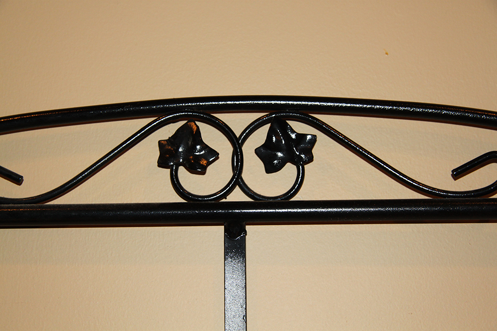 Black Metal Bakers Rack