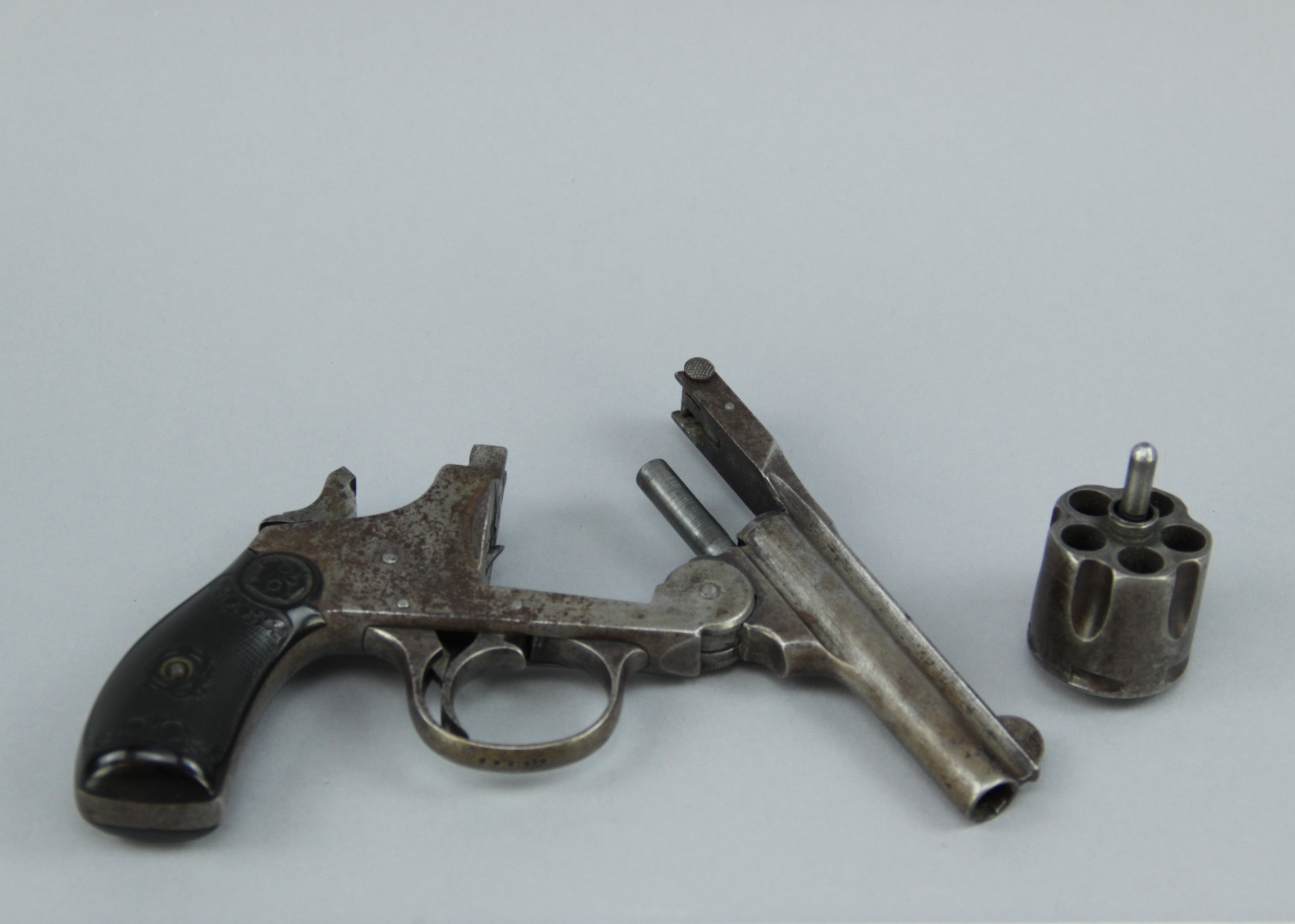 Antique Iver Johnson 32 S&W Break Top Double Action Revolver