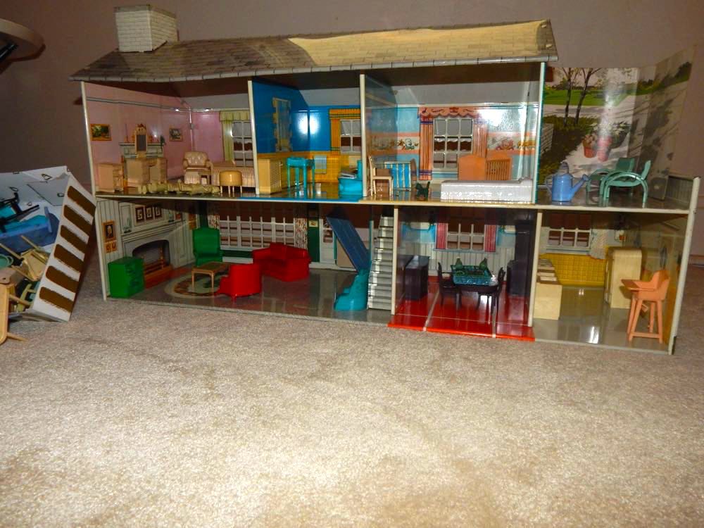 Vintage MARX Toys Tin Dollhouse with Plastic Furniture