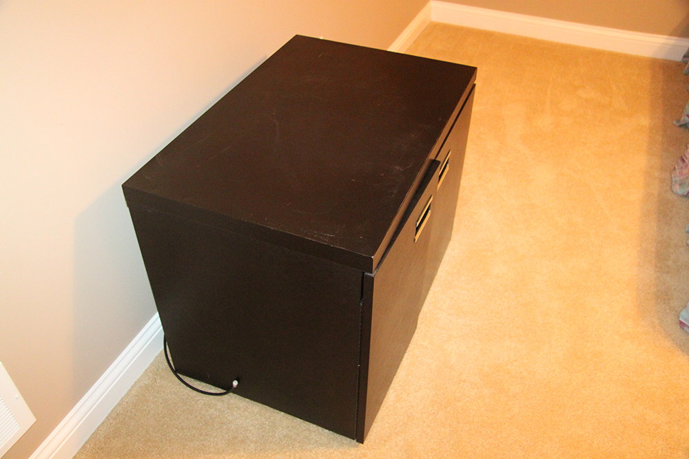 Black Metal TV Stand