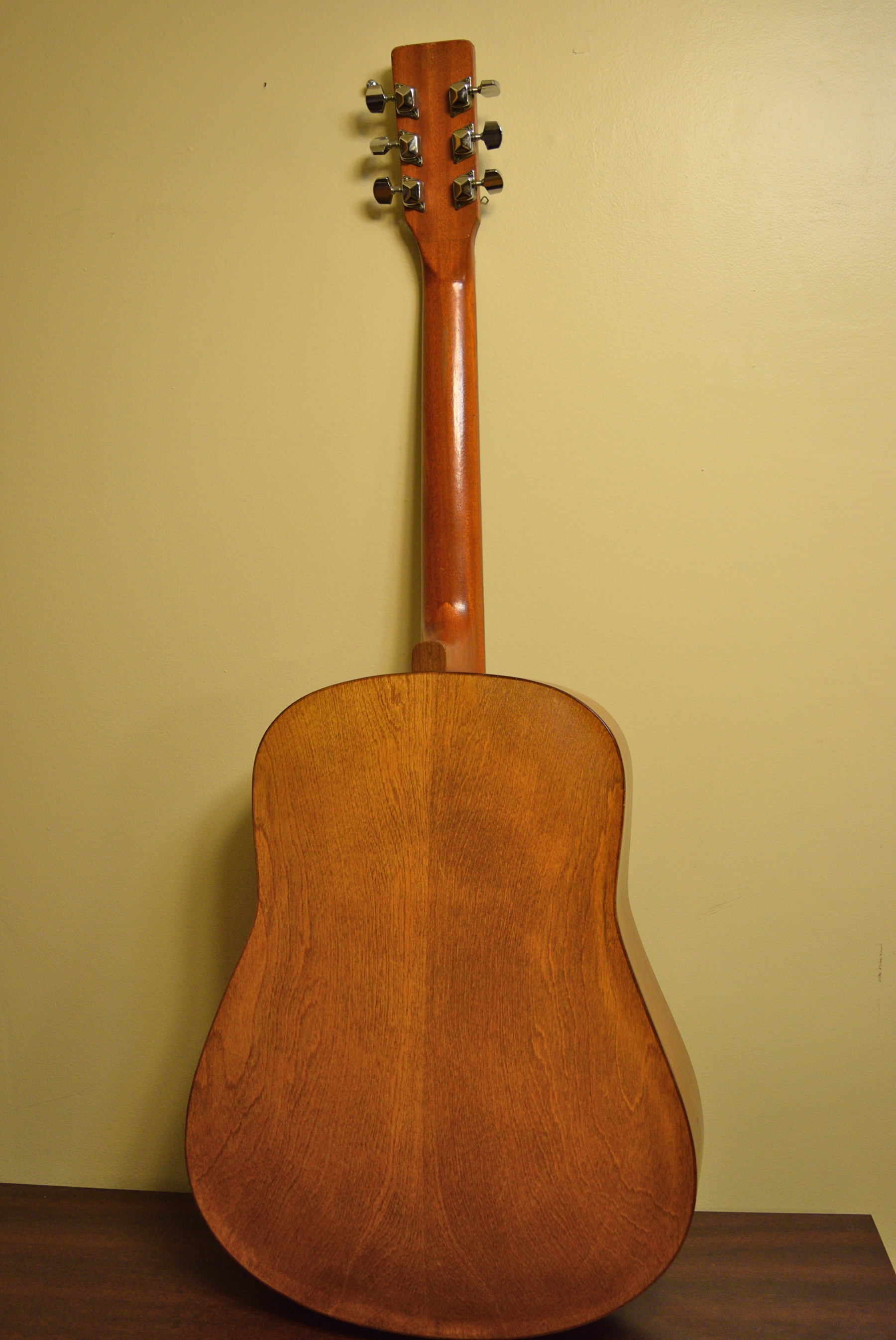 Seagull Menestrel Acoustic Guitar