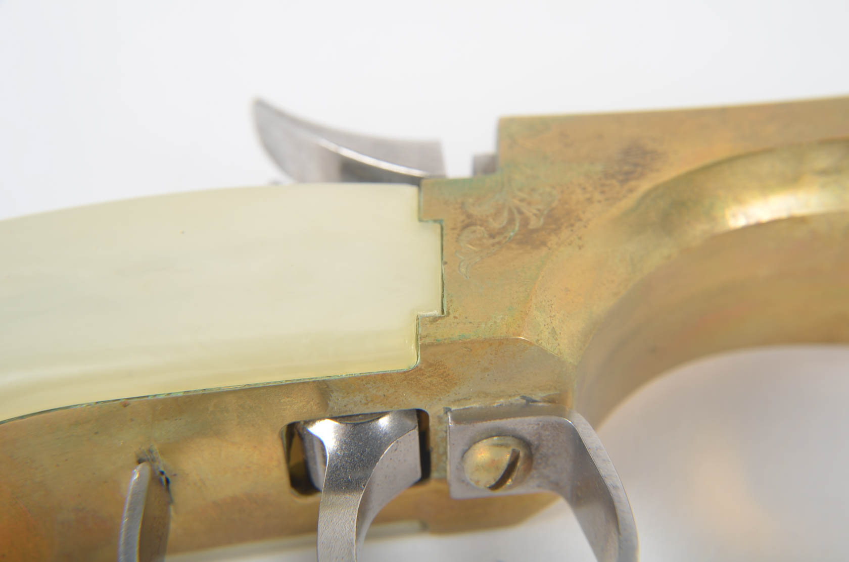 Classic Arms International "Snake Eyes" Double Barrel Derringer