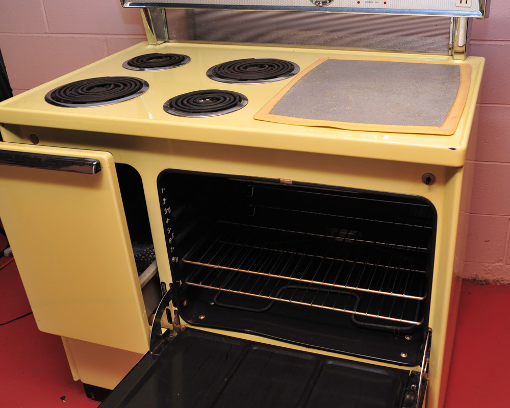 General Electric Electric Range Stove
