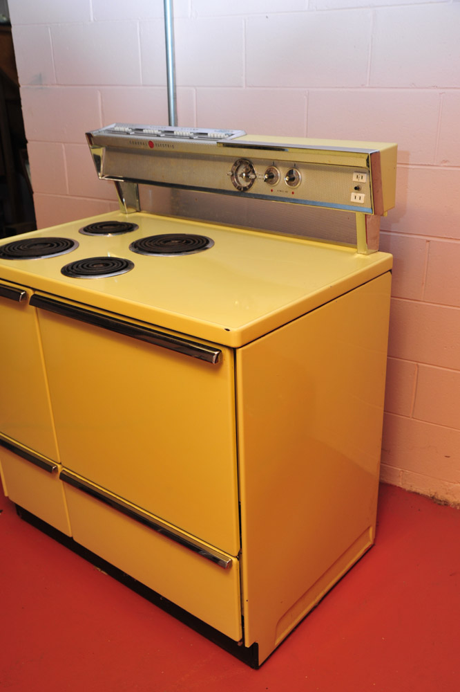 General Electric Electric Range Stove