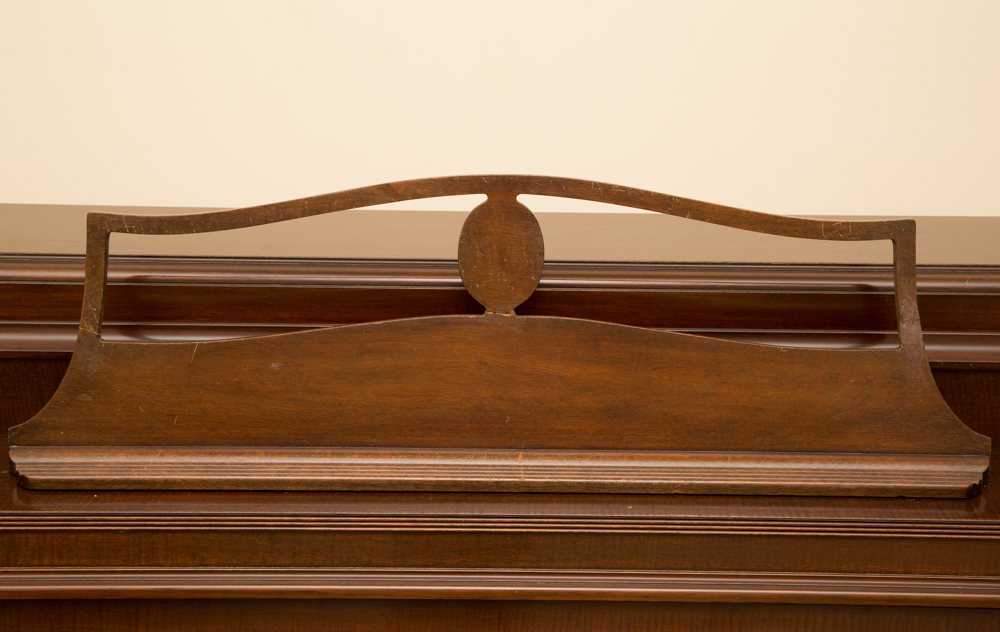 1942 Hepplewhite Steinway & Sons Console Piano