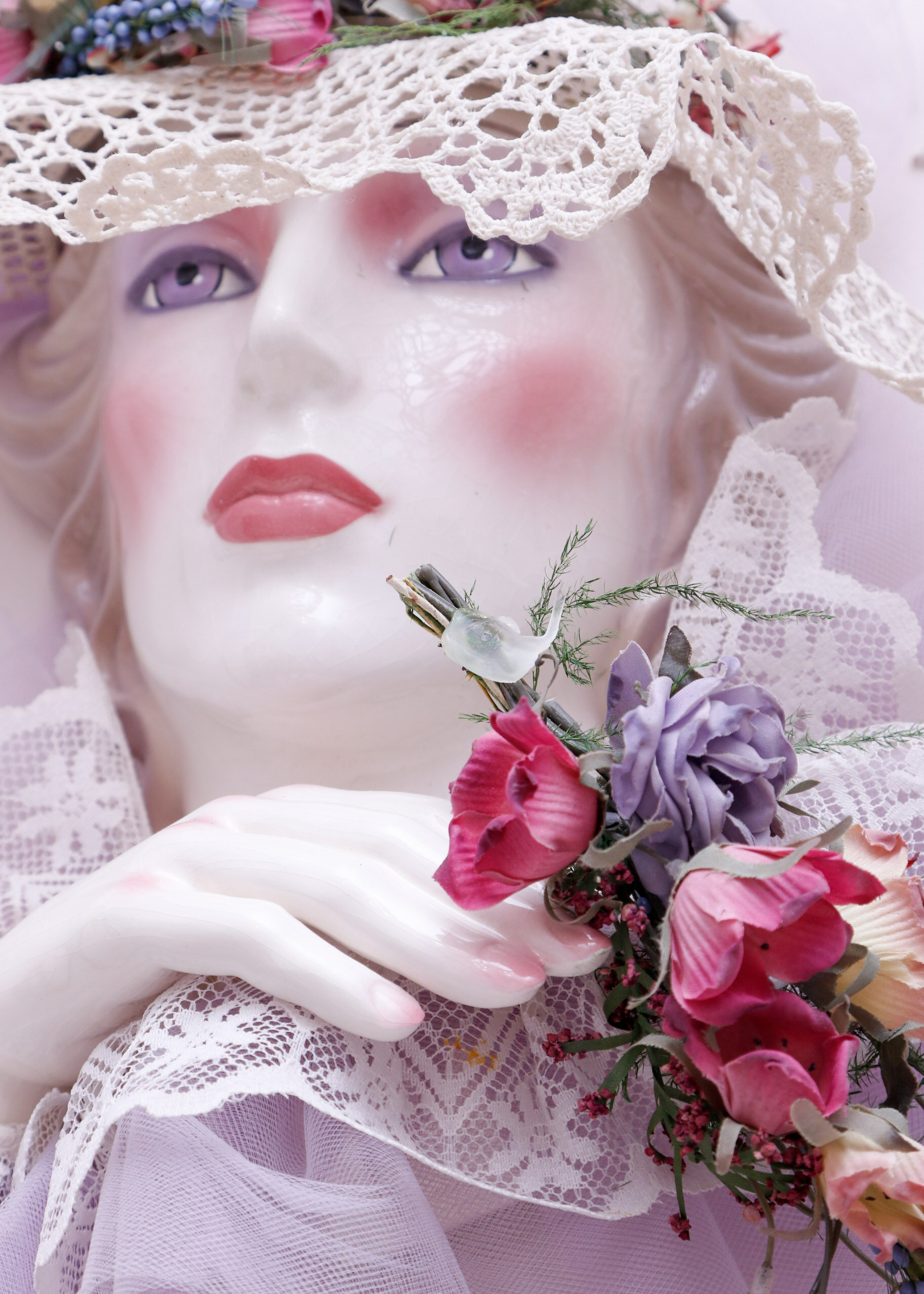 L/E Signed Jenny Mclain Clay Art Mask