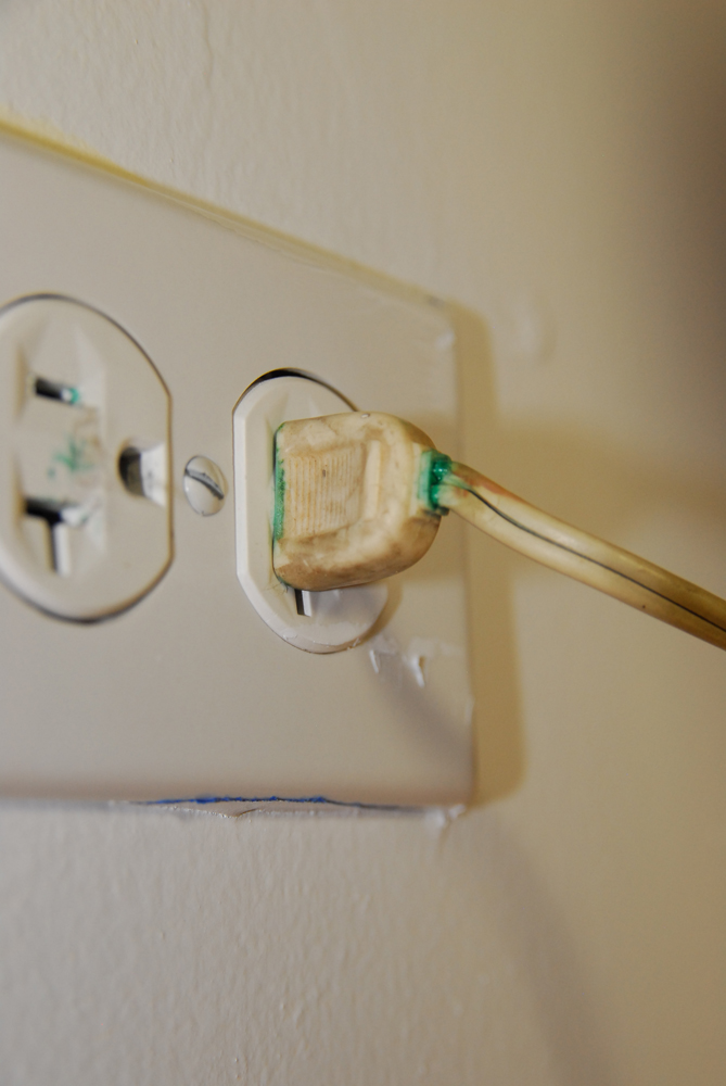 Vintage Leviton Milk Glass Lamp