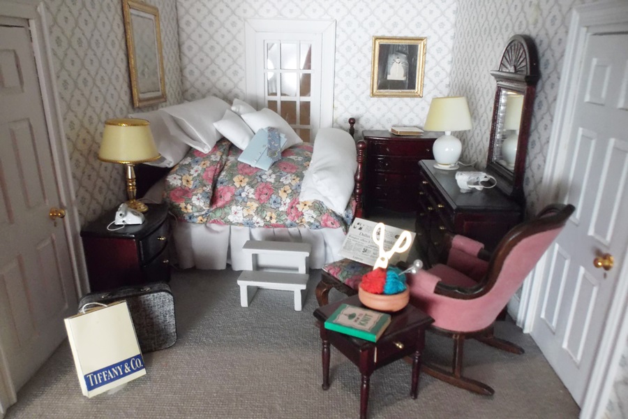 Fully Furnished Dollhouse