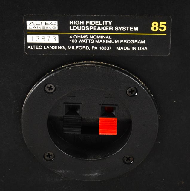 Altec Lansing 85 Bookshelf Speakers