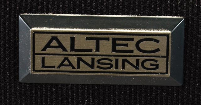 Altec Lansing 85 Bookshelf Speakers