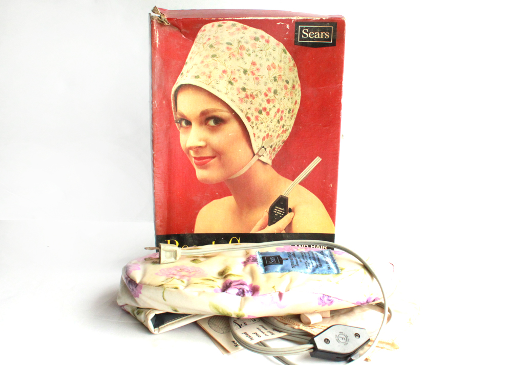 Vintage Women's Cosmetic Accessories