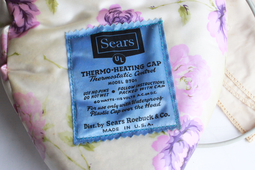 Vintage Women's Cosmetic Accessories