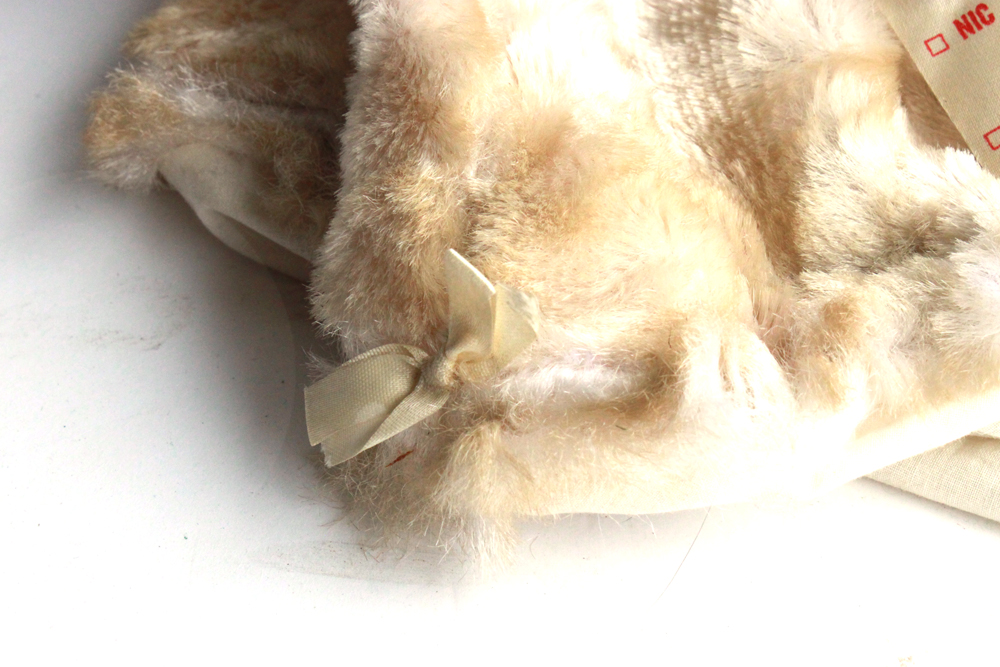 Vintage Women's Cosmetic Accessories