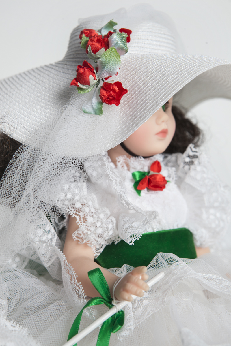 Madame Alexander Scarlett #1595 Doll