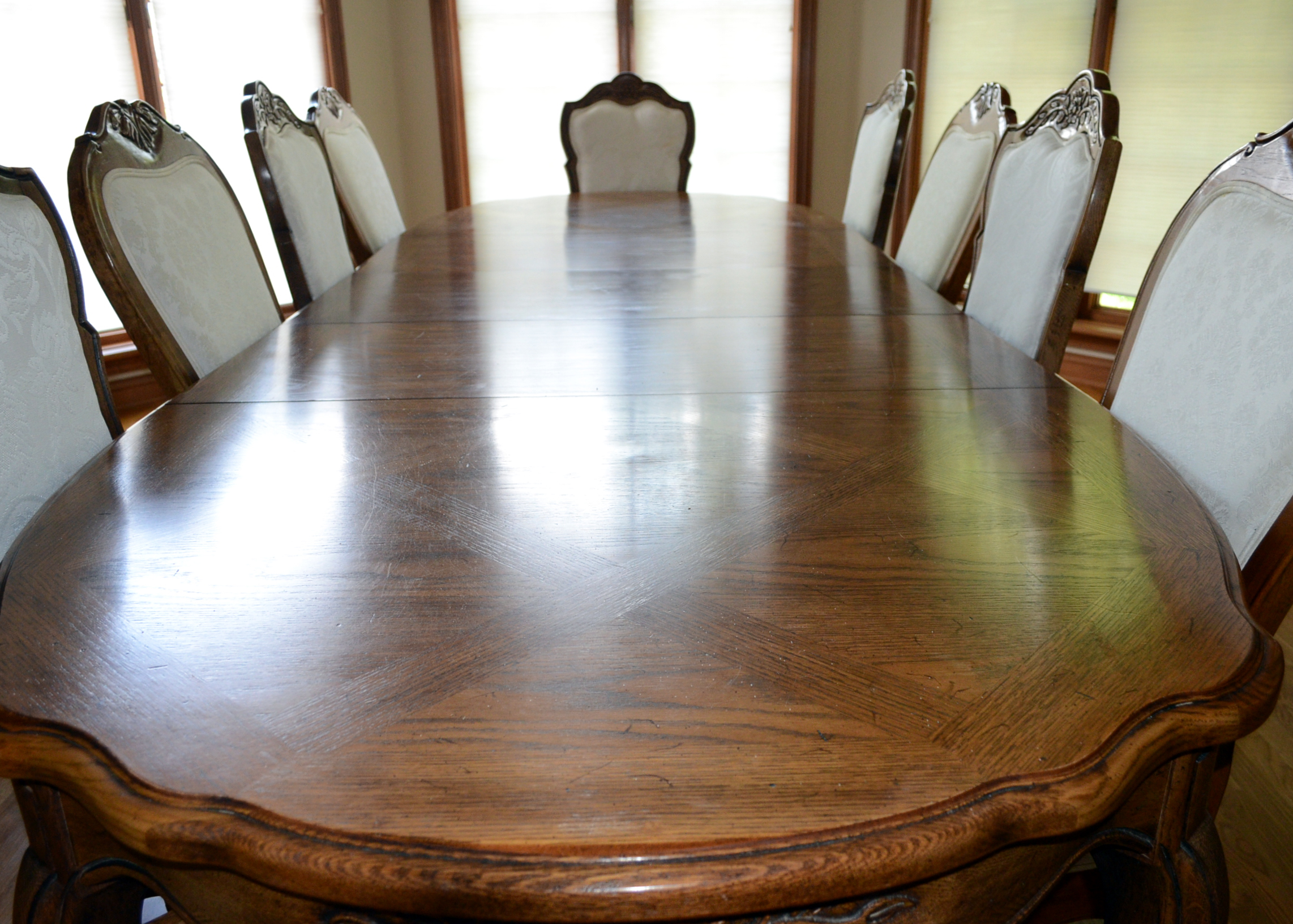 Thomasville French Provincial Style Dining Table and Chairs