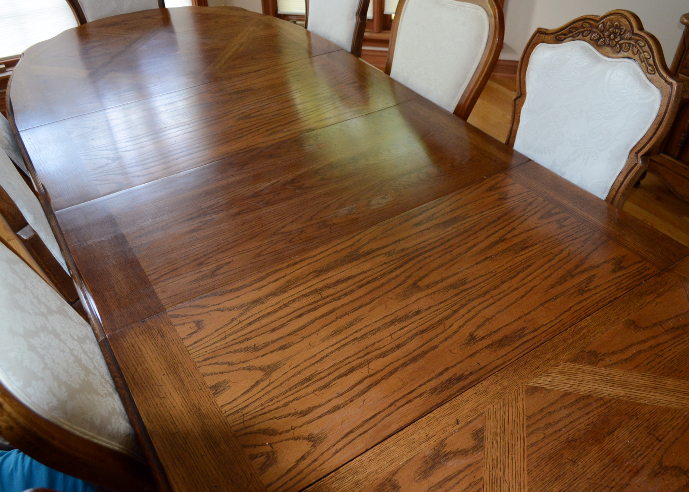 Thomasville French Provincial Style Dining Table and Chairs